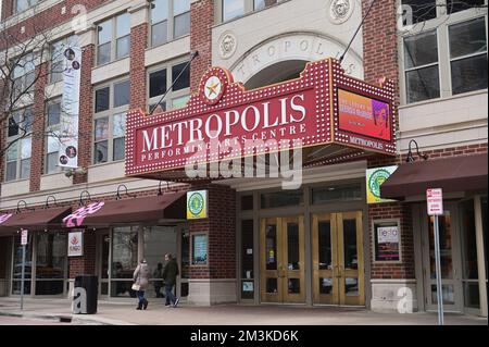 Arlington Heights, Illinois, USA. The Metropolis Performing Arts Centre downtown in a northwest Chicago suburban community. Stock Photo