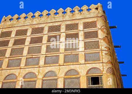 Arabic or Turkish mosaic lanterns for sale in Manama Souk, Bahrain Stock Photo
