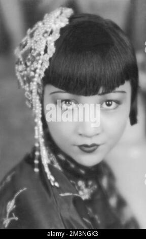 Anna May Wong (1905 - 1961), Chinese American film and theatre actress.     Date: c.1930 Stock Photo