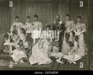 Wedding of King George V, then Duke of York, to Princess Victoria Mary of Teck, later Queen Mary on 6 July 1893.  The couple are attended by numerous bridesmaids.  Back row, from left, Princess Alexandra of Edinburgh, Princess Helena Victoria of Schlweswig-Holstein, Princess Victoria Melita of Edinburgh, Princess Victoria of Wales and Princess Maud of Wales.  Front row from left, Princess Alice of Battenberg, Princess Margaret of Connaught, Princess Beatrice of Edinburgh (seated), Princess Ena of Battenberg and Princess Patricia of Connaught.     Date: 1893 Stock Photo