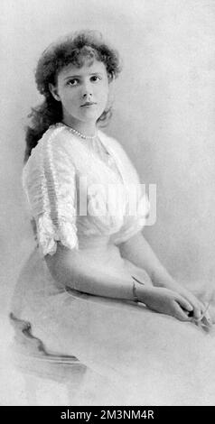 Lady Maud Duff, Princess Maud of Fife with her new husband, Charles