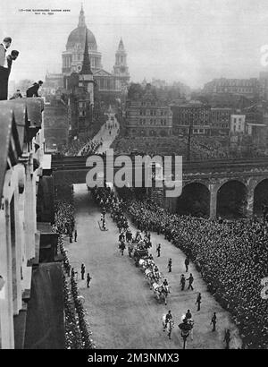 Royal procession leaving St Paul's Cathedral, London Stock Photo