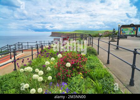 Saltburn beach and cliffs from Cliff lift station. Saltburn-by-the-Sea; North Yorkshire; England; UK Stock Photo