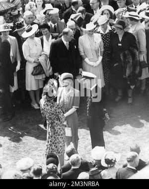 Garden Party at Buckingham Palace - Princess Elizabeth Stock Photo