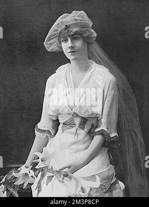 Miss Adelina Munro Drysdale (1896-1942), daughter of Countess Battaro ...