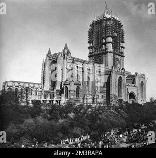 The Anglican Cathedral bulit by architect Sir Giles Gilbert Scott on St James's Mount in Liverpool, which is the seat of the Bishop of Liverpool     Date: 1943 Stock Photo