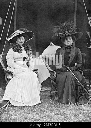 Queen of Spain and Duchess of Westminster at Eaton Hall Stock Photo