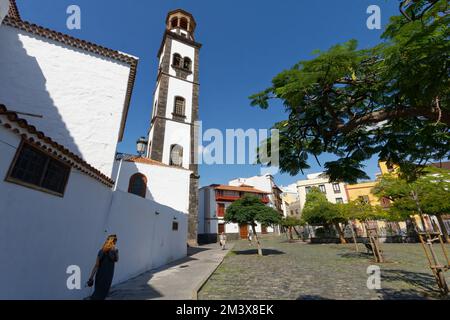 Odl town in Santa Cruz de Tenerife, with lots of vegetation, new and old buildings, street cafes and restaurants. Stock Photo