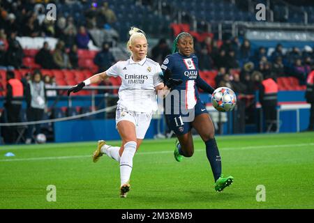 Sofie Svava of Madrid and Kadidiatou Diani of PSG during the UEFA Women's Champions League football match between Paris Saint Germain (PSG) and Real Madrid on December 16, 2022 at Parc des Princes stadium in Paris, France. Photo by Victor Joly/ABACAPRESS.COM Stock Photo