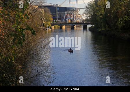 River Taff / Afon Taf Looking towards Rugby stadium, Canton Bridge Cardiff. Millennium Stadium. Principality Stadium. November 2022. Winter. Bute Park Stock Photo