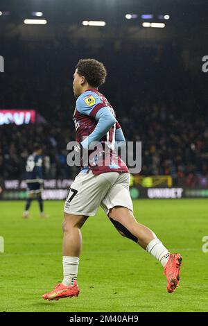 Manuel Benson of Burnley in action during the game during the Premier  League match Burnley vs Manchester City at Turf Moor, Burnley, United  Kingdom, 11th August 2023 (Photo by Mark Cosgrove/News Images)