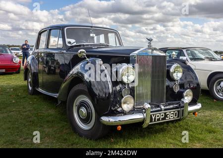 1954 Rolls-Royce Silver Dawn ‘YPP 360’ on display at the October Scramble held at the Bicester Heritage Centre on the 9th October 2022. Stock Photo