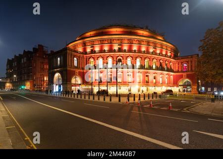 The Royal Albert Hall is a concert hall on the northern edge of South Kensington, London Stock Photo