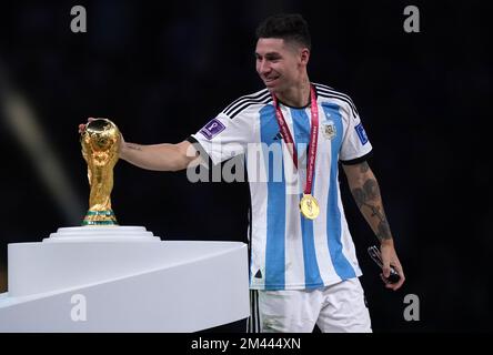 Award ceremony: UPAMECANO Dayot (FRA) walks past the trophy, cup, trophy,  disappointment, frustrated, disappointed, frustrated, rejected, left:  GUENDOUZI Matteo (FRA). Game 64, FINAL Argentina - France 4-2 nE (3-3) on  December 18th