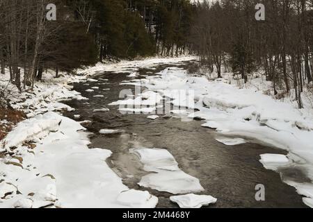 This river is almost 17 miles long. It is located in the White Mountains of NH. It is a tributary of the Saco River, which flows to the Atlantic Ocean Stock Photo