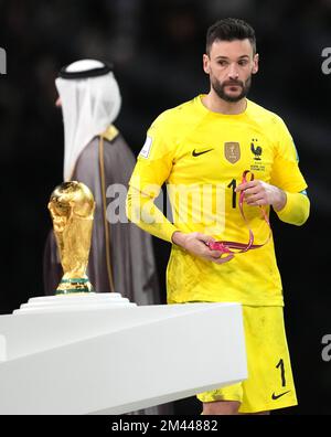 Presentation ceremony of the new World Champion France: Goalkeeper Hugo  Lloris (France) presents the, Stock Photo, Picture And Rights Managed  Image. Pic. PAH-106597659