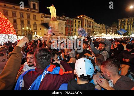 Naples, Italy. 18th Dec, 2022. Naples Argentina world champion celebrations of Argentine and Neapolitan fans Piazza Dante Editorial Usage Only Credit: Independent Photo Agency/Alamy Live News Stock Photo