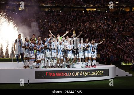 AL DAAYEN - Argentina goalkeeper Franco Armani, Juan Foyth of Argentina, Nicolas Tagliafico of Argentina, Gonzalo Montiel of Argentina, Leandro Daniel Paredes of Argentina, German Pezzella of Argentina, Rodrigo De Paul of Argentina, Marcos Acuna of Argentina, Julian Alvarez of Argentina, Lionel Messi of Argentina, Angel Di Maria of Argentina, Argentina goalkeeper Geronimo Rulli, Cristian Romero of Argentina, Exequiel Palacios of Argentina, Angel Correa of Argentina, Thiago Almada of Argentina, Alejandro Gomez of Argentina, Guido Rodriguez of Argentina, Nicolas Otamendi of Argentina , Alexis Ma Stock Photo