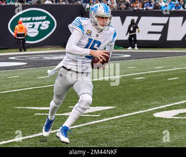 East Rutherford, NJ. 18/12/2022, Detroit Lions wide receiver Amon-Ra St.  Brown (14) makes a catch during a NFL game against the New York Jets on  Sunday, Dec. 18, 2022 in East Rutherford