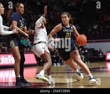 Blacksburg, Virginia, USA. 18th Dec, 2022. Notre Dame Fighting Irish forward Maddy Westbeld (21) drives during the NCAA Women's Basketball game between the Notre Dame Fighting Irish and the Virginia Tech Hokies at Cassell Coliseum in Blacksburg, Virginia. Greg Atkins/CSM/Alamy Live News Stock Photo