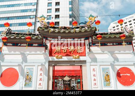 Johor Bahru, Malaysia - October 25, 2022 : Kuil Kuno Johor Ancient Temple Stock Photo