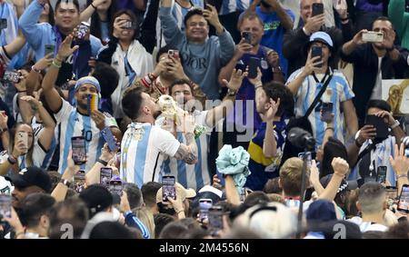 Al Daayen, Qatar - 18/12/2022, Lionel Messi of Argentina celebrates the victory following the FIFA World Cup 2022, Final football match between Argentina and France on December 18, 2022 at Lusail Stadium in Al Daayen, Qatar - Photo: Jean Catuffe/DPPI/LiveMedia Stock Photo