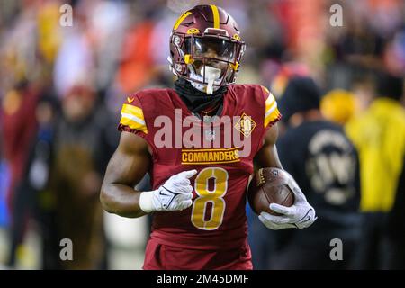 Landover, MD, USA. 18th Dec, 2022. Washington Commanders defensive tackle  Daniel Wise (92) prior to the NFL game between the New York Giants and the  Washington Commanders in Landover, MD. Reggie Hildred/CSM/Alamy