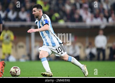 Lusail, Qatar. 18/12/2022, Lionel Messi of Argentina during the FIFA World Cup Qatar 2022 final match between Argentina and France at Lusail Stadium on December 18, 2022 in Lusail, Qatar. Credit: Takamoto Tokuhara/AFLO/Alamy Live News Stock Photo