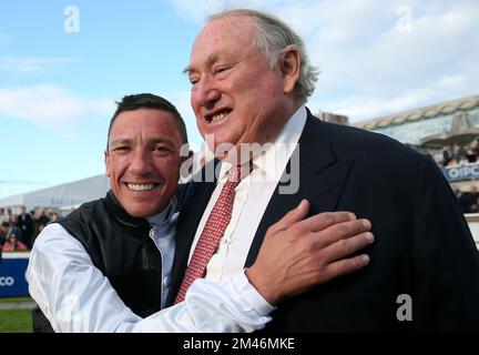 File photo dated 12-09-2015 of Jockey Frankie Dettori (left) and Anthony Oppenheimer. 'A brilliant jockey and a good friend' is how Oppenheimer described Dettori following the announcement of a farewell tour which will see the 52-year-old bow out at the end of next year. Issue date: Monday December 19, 2022. Stock Photo