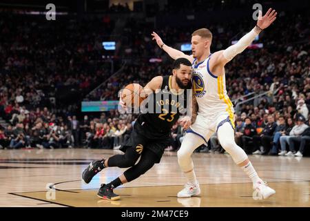 Golden State Warriors guard Donte DiVincenzo (0) handles the ball during  the second half of an NBA basketball game against the Minnesota  Timberwolves, Wednesday, Feb. 1, 2023, in Minneapolis. (AP Photo/Abbie Parr