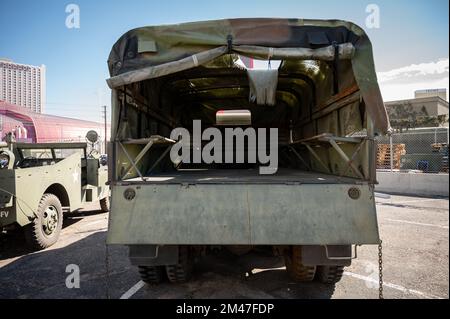 Old US Army truck Reo Motor Car Company M35. Back detail Stock Photo