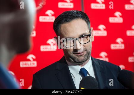 Warsaw, Poland. 19th Dec, 2022. Daniel Obajtek, the CEO of ORLEN group is seen during an interview. Press conference on the involvement of Polish Oil Company ORLEN group (PKN Orlen) in strategic projects in the area of ??sports sponsorship and a summary of the sports year. Credit: SOPA Images Limited/Alamy Live News Stock Photo