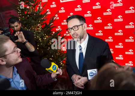 Warsaw, Poland. 19th Dec, 2022. Daniel Obajtek, the CEO of ORLEN group is seen during an interview. Press conference on the involvement of Polish Oil Company ORLEN group (PKN Orlen) in strategic projects in the area of ??sports sponsorship and a summary of the sports year. (Photo by Attila Husejnow/SOPA Images/Sipa USA) Credit: Sipa USA/Alamy Live News Stock Photo