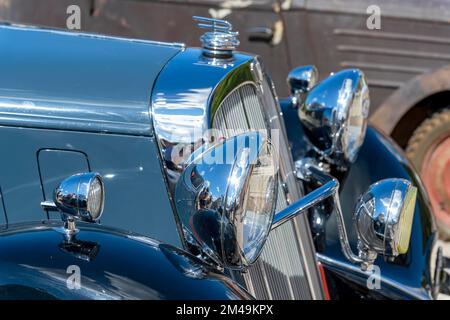 Vintage car Roehr 8 type FK Olympier Autenrieth, Germany 1934, 8-cylinder, 3. 287 ccm, 100 hp, 4-speed, 1. 650 kg, 140 km h, detail view, blue Stock Photo