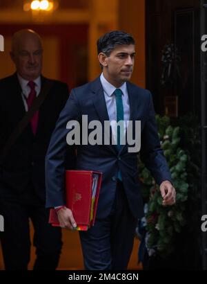 London, England, UK. 20th Dec, 2022. UK Prime Minister RISHI SUNAK leaves 10 Downing Street ahead of appearing in front of House of Commons Liaison Committee. (Credit Image: © Tayfun Salci/ZUMA Press Wire) Stock Photo