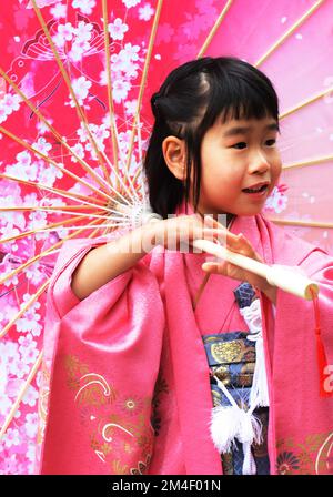 Portrait of a traditionally dressed Japanese girl taken during the Shichi-Go-San (Japanese rite of passage) festival at the Meiji Shrine, Tokyo, Japan Stock Photo