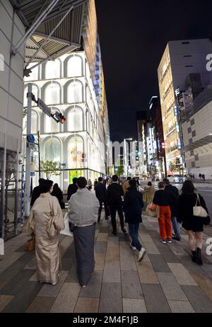 Busy shopping streets in Ginza, Tokyo, Japan. Stock Photo