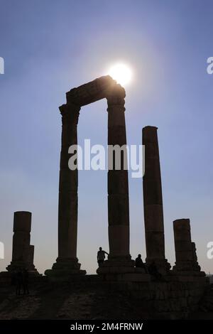 Sunset over the Roman Temple of Hercules in the Citadel, Amman city, Jordan, Middle East Stock Photo