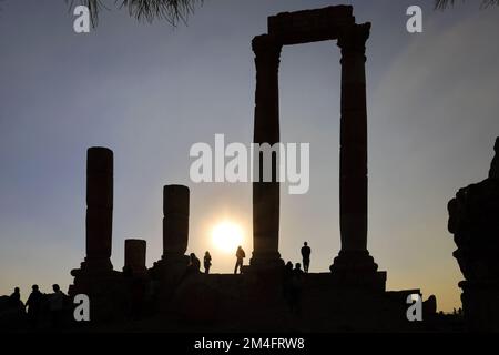 Sunset over the Roman Temple of Hercules in the Citadel, Amman city, Jordan, Middle East Stock Photo