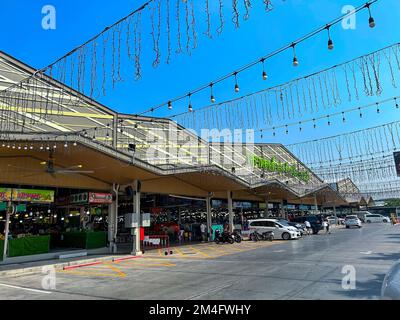 Bangkok, Thailand, Thawi Watthana,  Thonburi Market Place, Food shopping, Building Outside Stock Photo