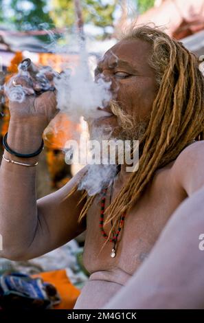 Smoking marihuana is illegal in India, but nobody cares during the Kumbha Mela Stock Photo