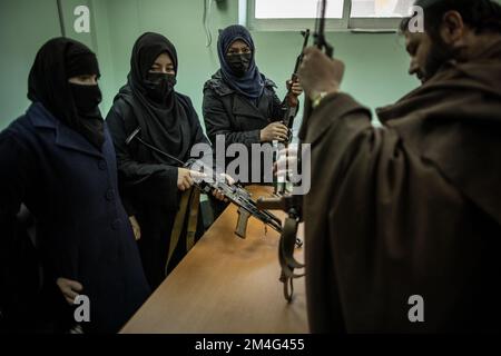 Kabul, Afghanistan. 17th Nov, 2022. Women are trained to use machine guns as part of their training as police officers. When they took power in August 2021, the Taliban massively restricted women's rights. Girls' schools from the seventh grade onward have been closed in large parts of the country, and women have largely been pushed out of the workforce. In December, the Taliban also announced it would ban women from entering universities. (to dpa 'Afghanistan's women: One setback after another') Credit: Oliver Weiken/dpa/Alamy Live News Stock Photo