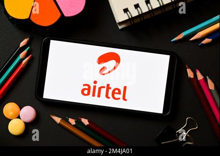 Airtel vs Jio vs Vi: Best mobile recharge plan under Rs 150