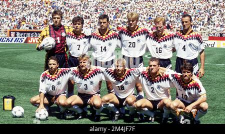 9 Cartes Onze Mondial WC 90 Allemagne : Matthäus, Illgner, Klinsmann, Riedle, Hassler...