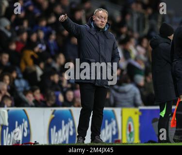 Steve Cooper manager of Nottingham Forest gives the fans the thumbs up as they chant his name during the Carabao Cup Fourth Round match Blackburn Rovers vs Nottingham Forest at Ewood Park, Blackburn, United Kingdom, 21st December 2022  (Photo by Mark Cosgrove/News Images) Stock Photo