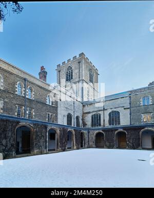 Cloister Court at Jesus college, university of Cambridge, England, on a snowy winter day, december 2022. Stock Photo