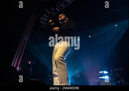 Glasgow, Scotland, 21th December 2022, Roddy Woomble of Idlewild performing at the 02 Academy Glasgow on the 21th December 2022 Stock Photo