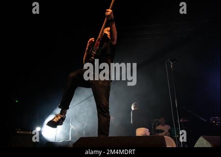 Glasgow, Scotland, 21th December 2022  Rod Jones of Idlewild performing at the 02 Academy Glasgow on the 21th December 2022 Stock Photo