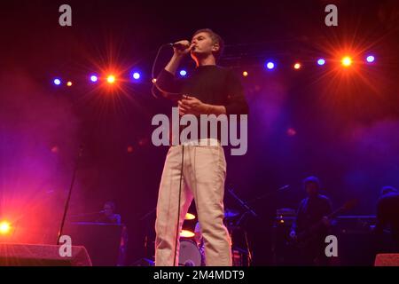 Glasgow, Scotland, 21th December 2022, Roddy Woomble of Idlewild performing at the 02 Academy Glasgow on the 21th December 2022 Stock Photo