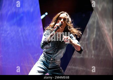 Edele Lynch of B Witched performing at the OVO Hydro Glasgow on the 19th December 2022 Stock Photo